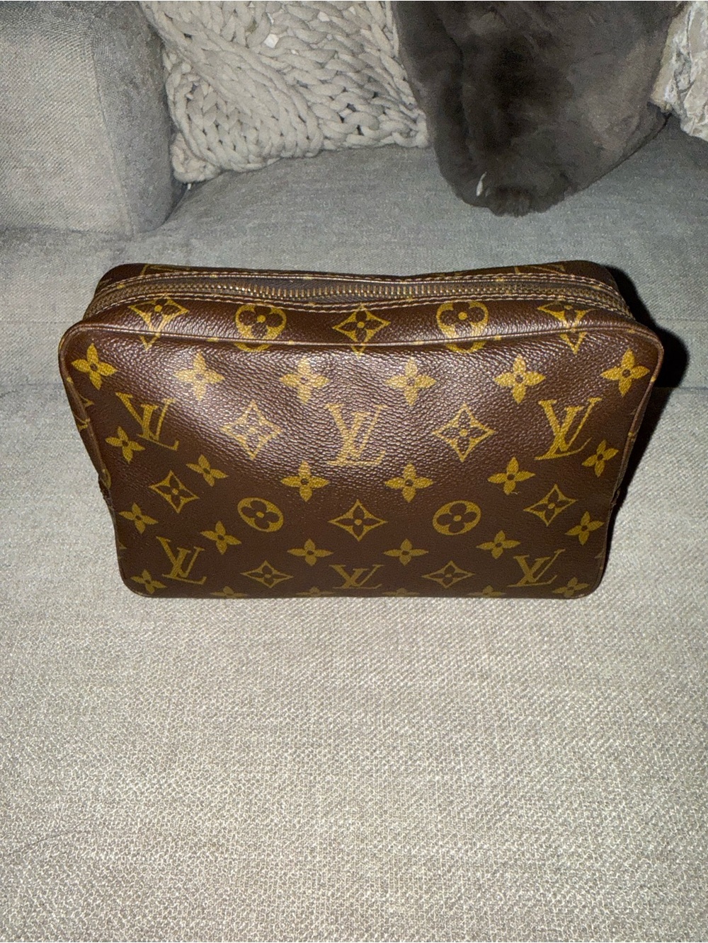 Vintage Louis Vuitton Monogram Trousse Toilette 28 Cosmetic Bag Clutch 🤎
